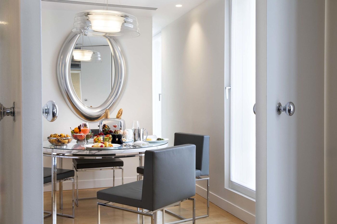 Hotel-de-Sers-Champs-Elysees-Room-6