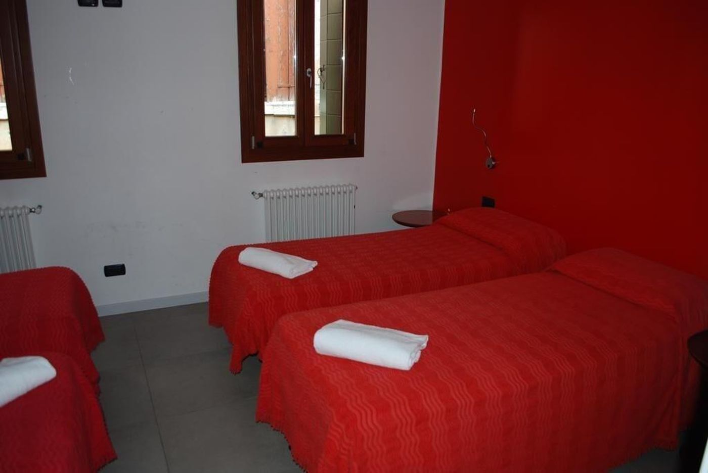 San Geremia-Italy-Venezia-Room-7