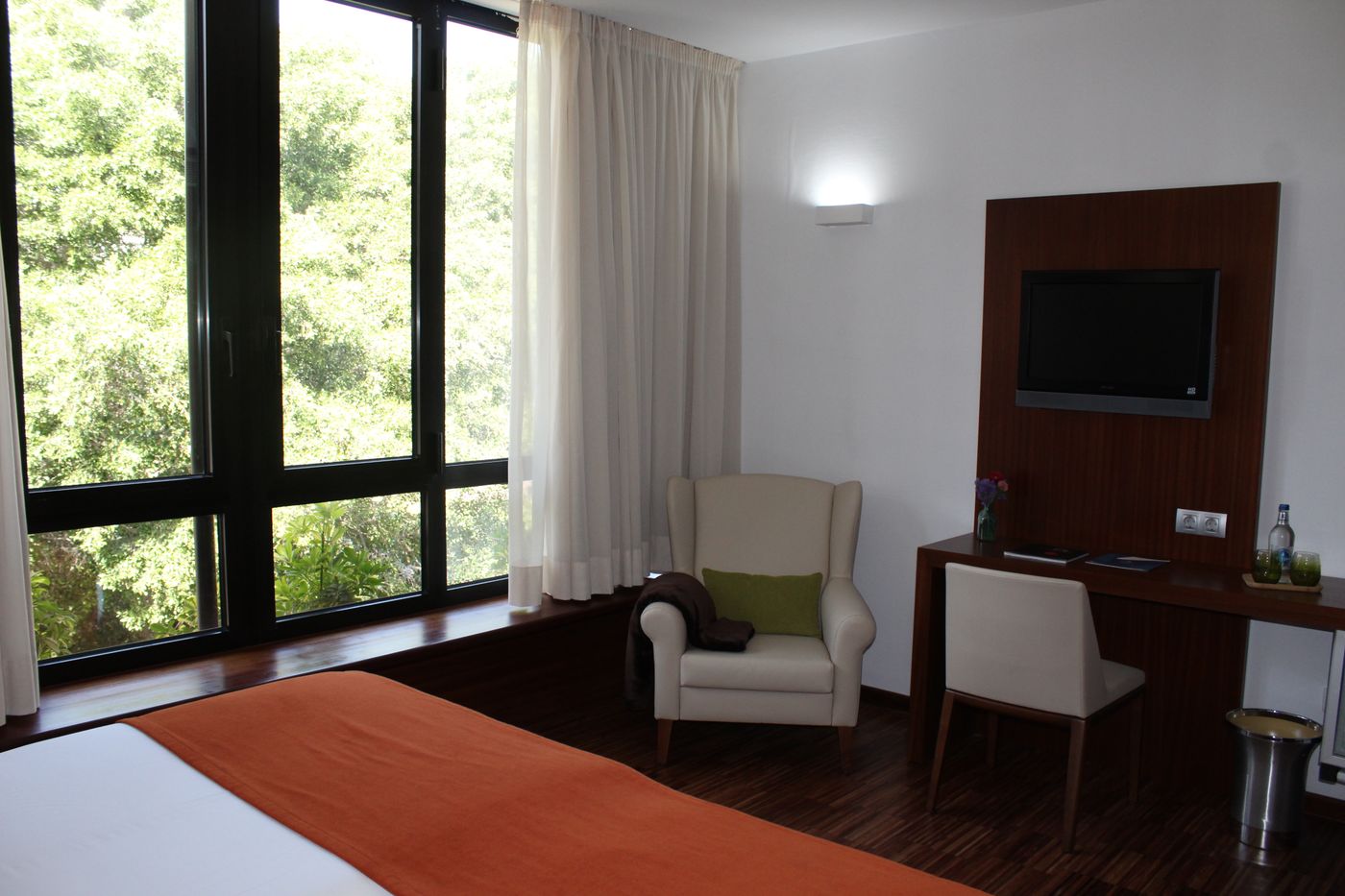 Hotel-Escuela-Santa-Cruz-Room-20