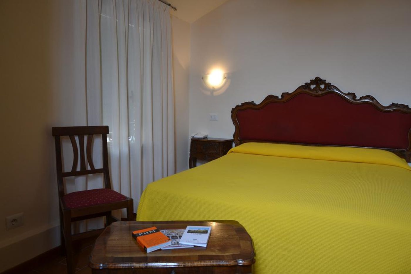 Hotel-Canada-Venezia-Room-7