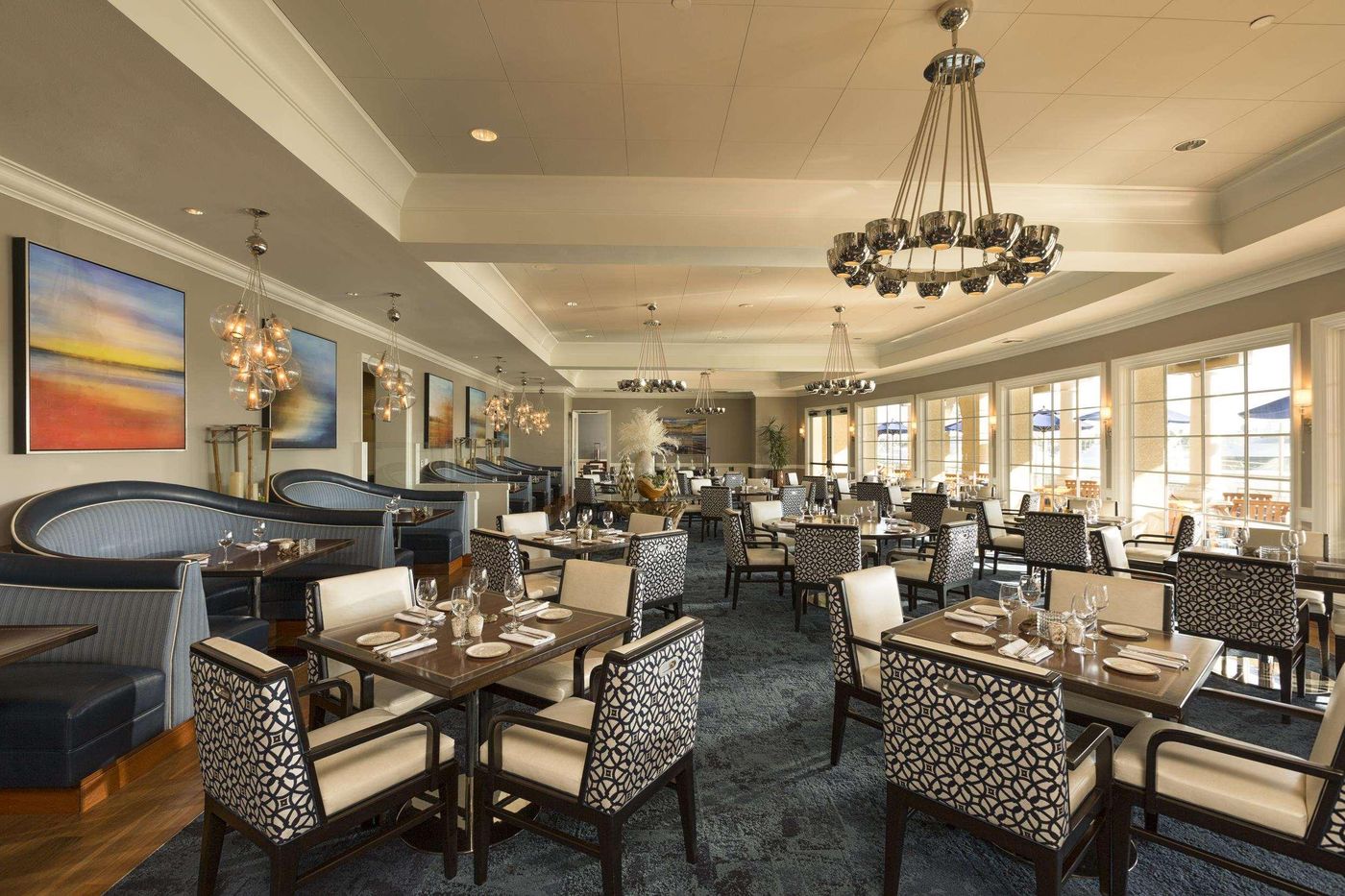 Balboa-Bay-Resort-Restaurant-27