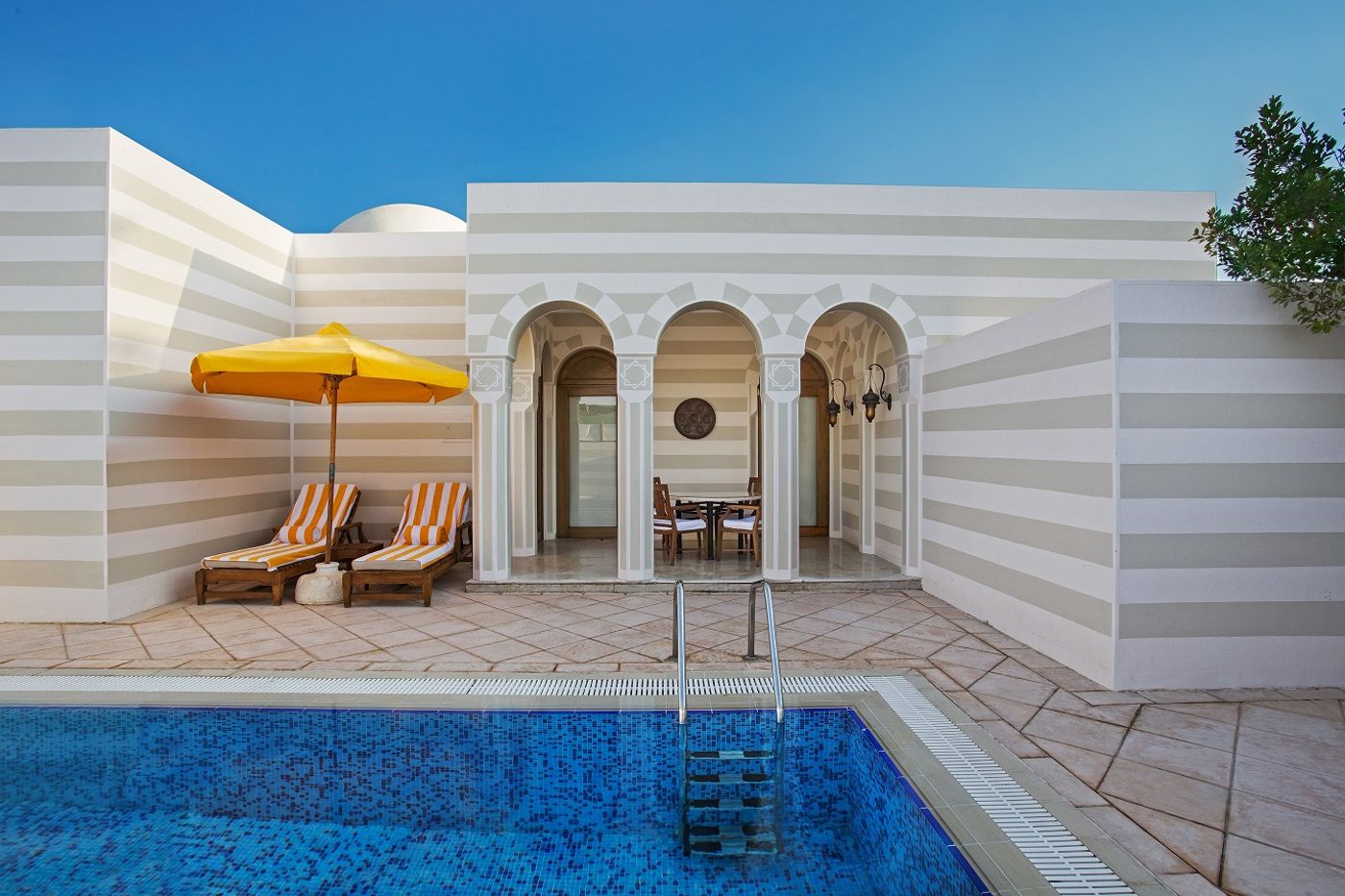 Oberoi-Sahl-Hasheesh-Room-5