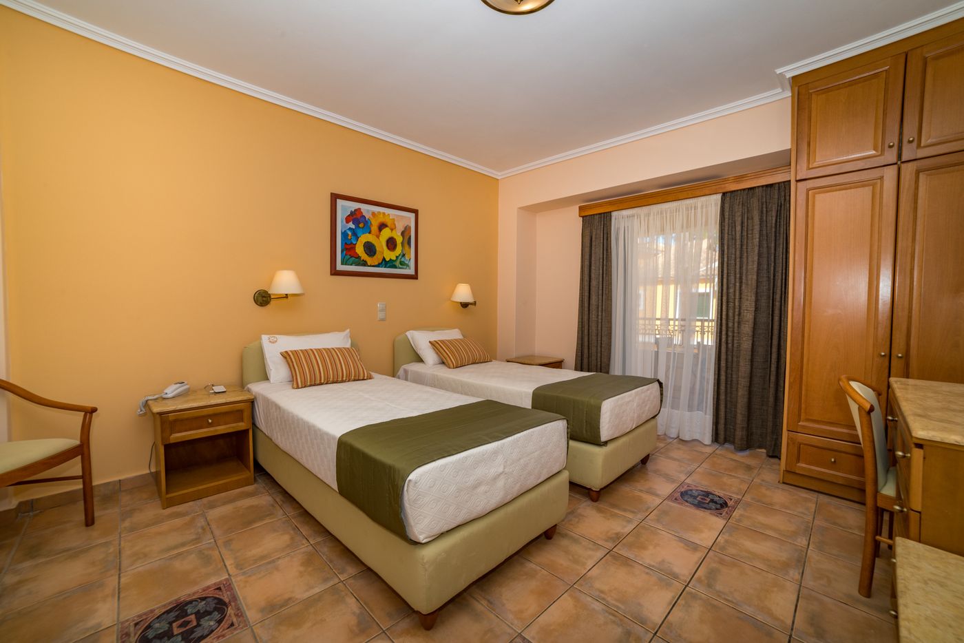 Andreolas-Luxury-Suites-Room-12