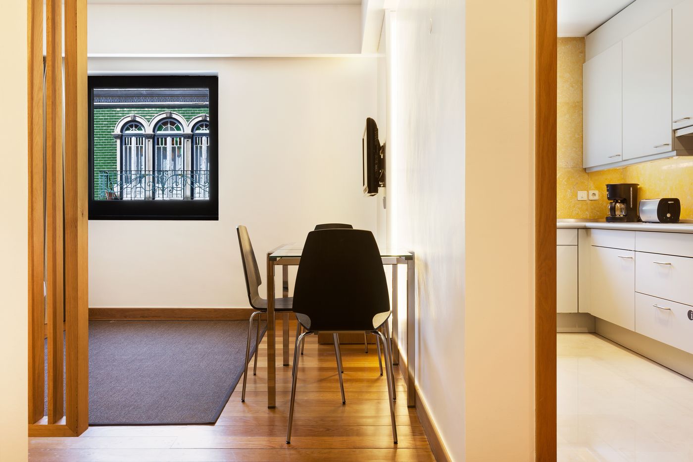 Hello-Lisbon-Marques-de-Pombal-Room-19