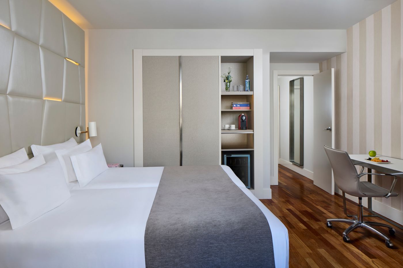 NH-Collection-Madrid-Colon-Room-9