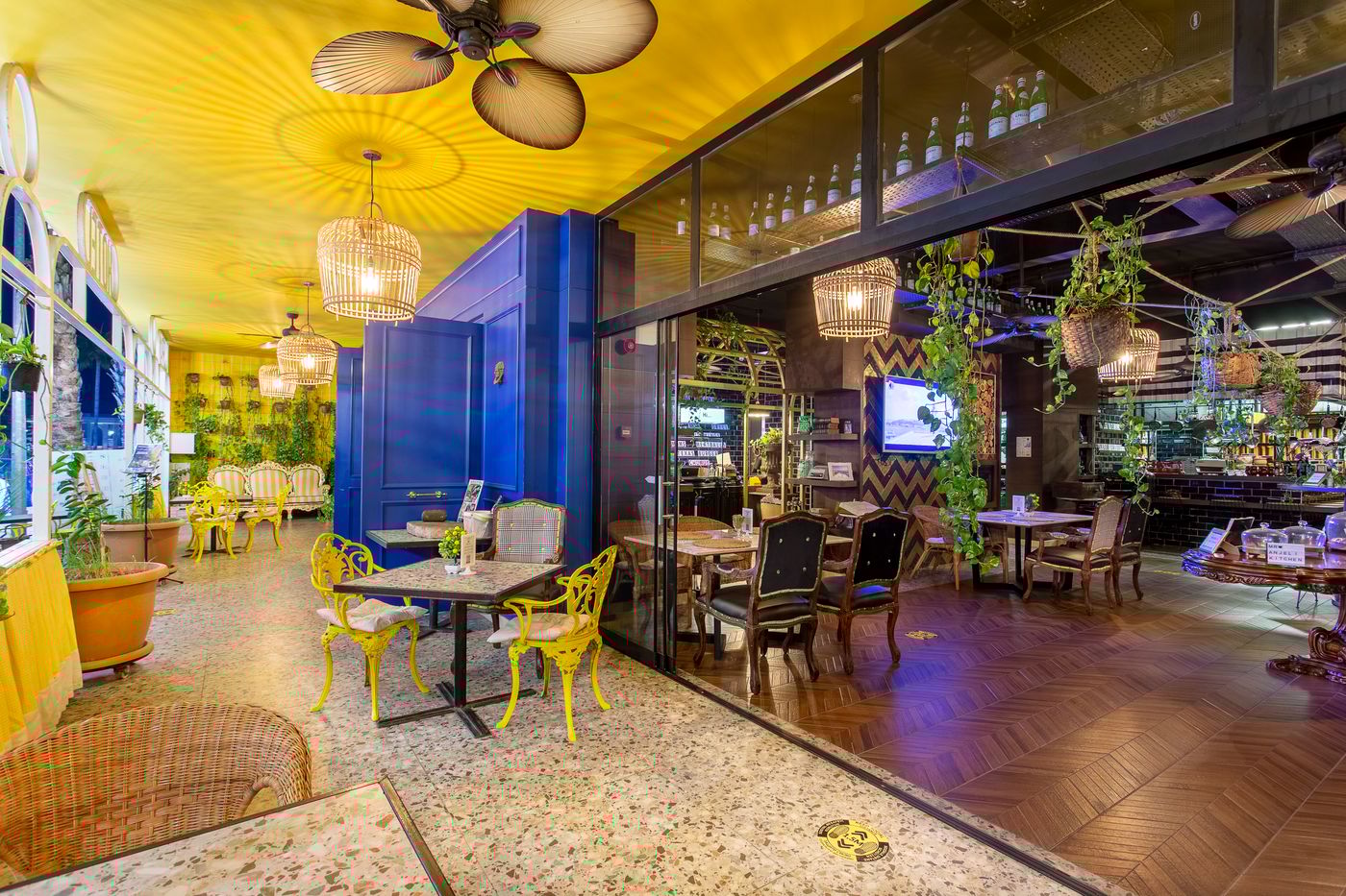 Anjelıq Downtown Hotel