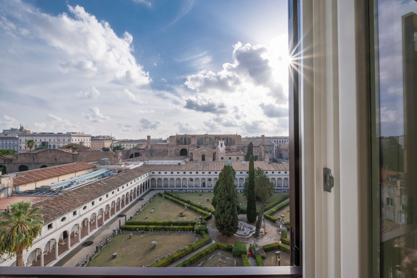 Camplus-Hotel-Roma-Centro-Room-9