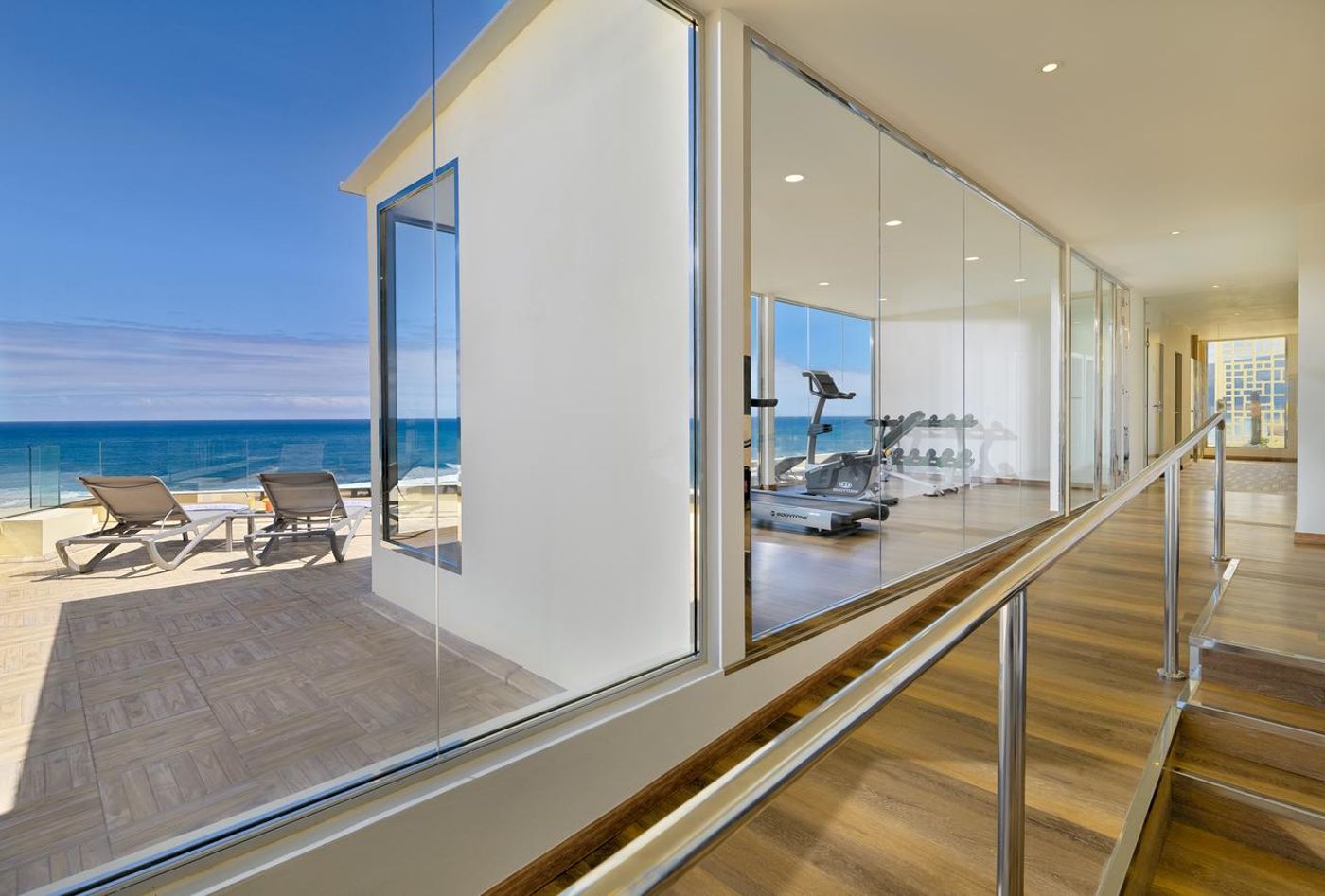 H10-Tenerife-Playa-Sports-and-Entertainment-27