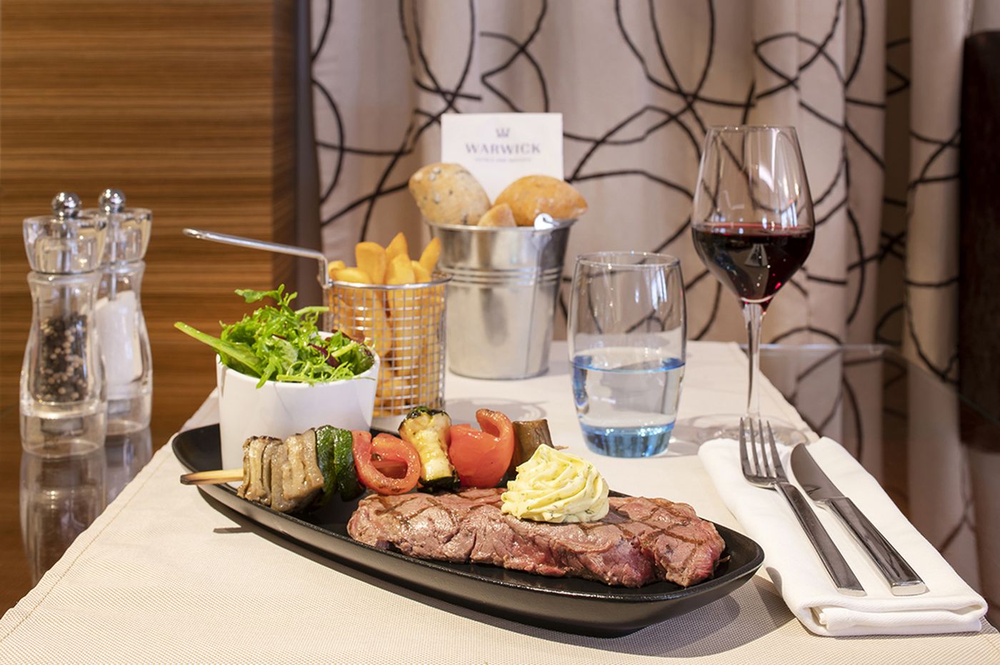 Warwick-Geneva-Restaurant-32