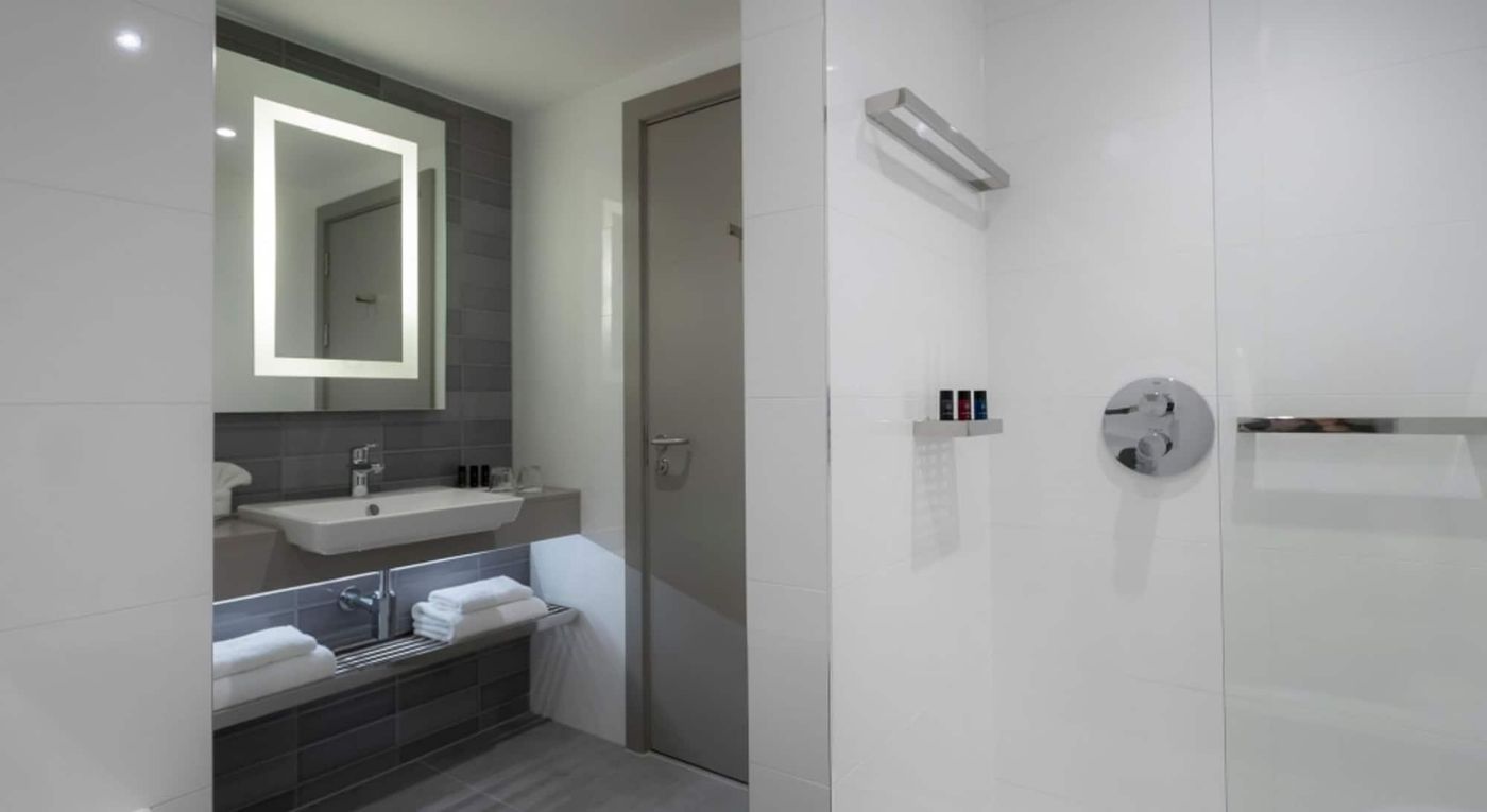 Clayton Hotel Bristol City-United Kingdom-Bristol-Room-5