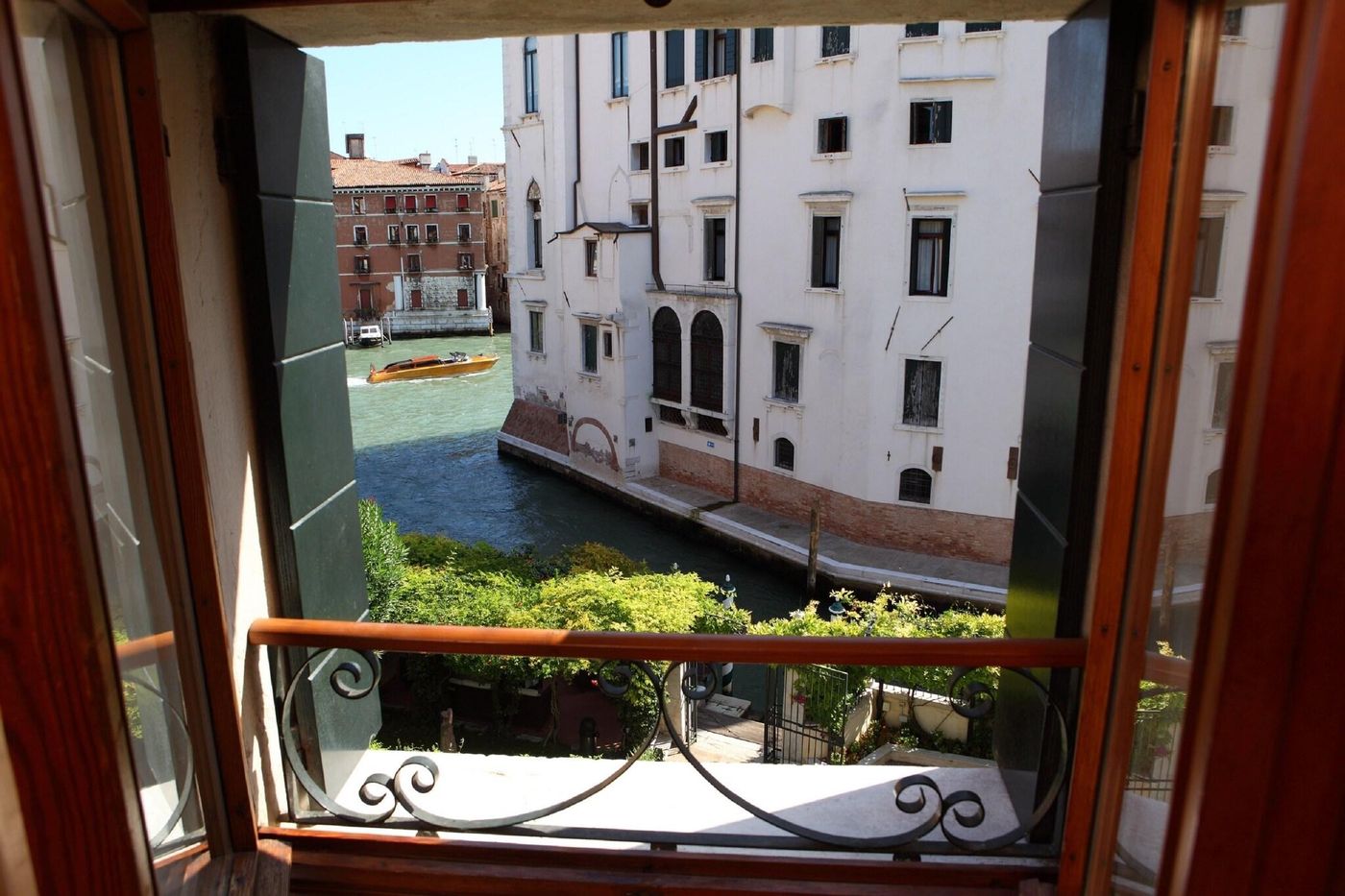 Pensione Accademia - Villa Maravege-Italy-VENICE-General view-5