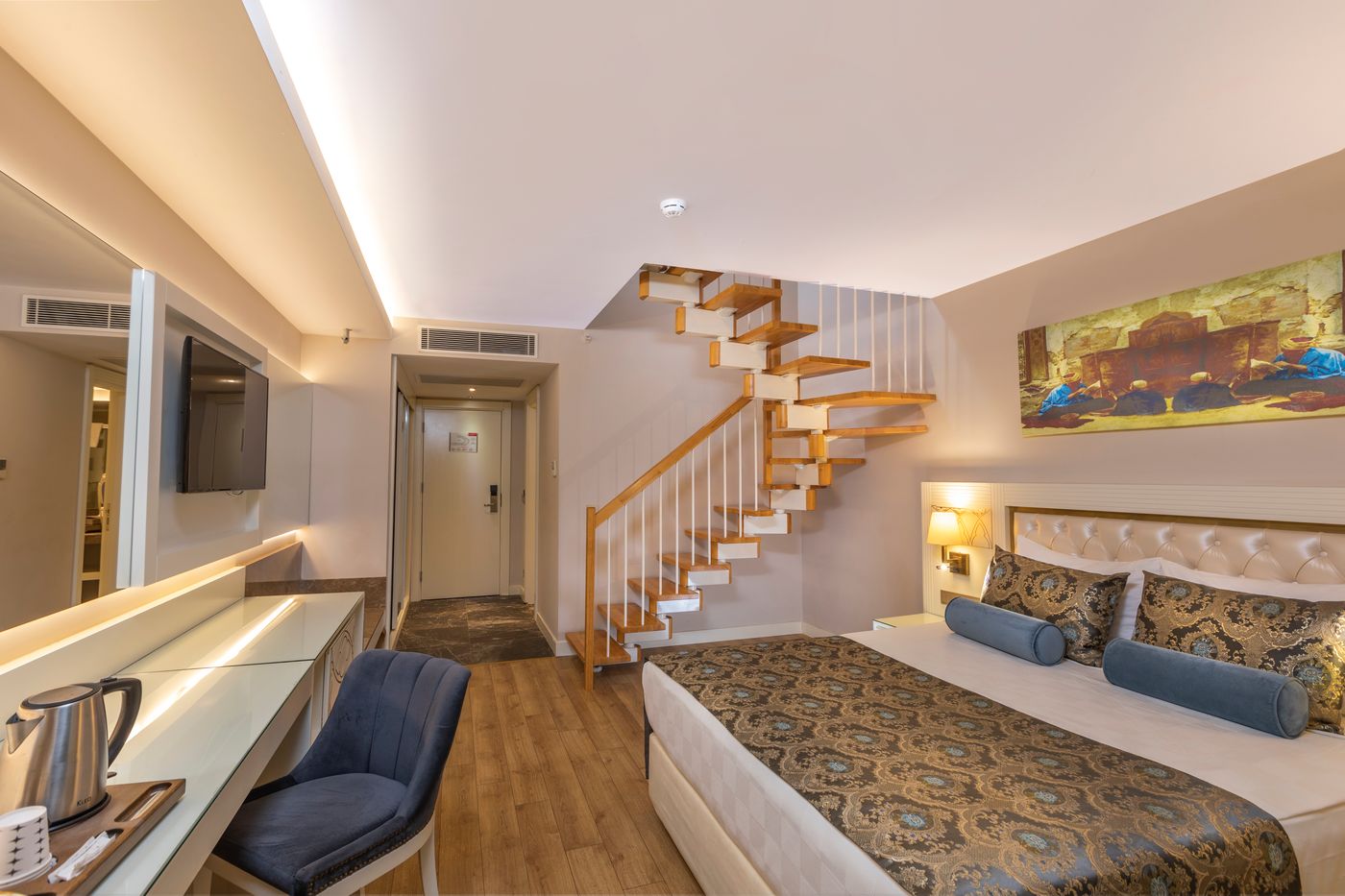 Haydarpasha-Palace-Room-20