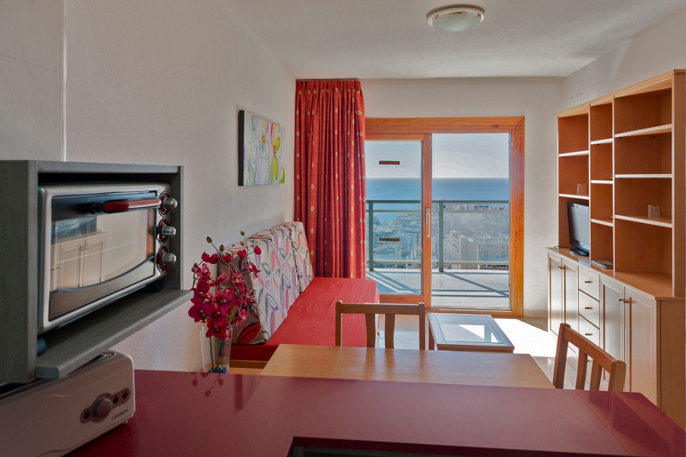 La-Era-Park-Apartments-Room-12