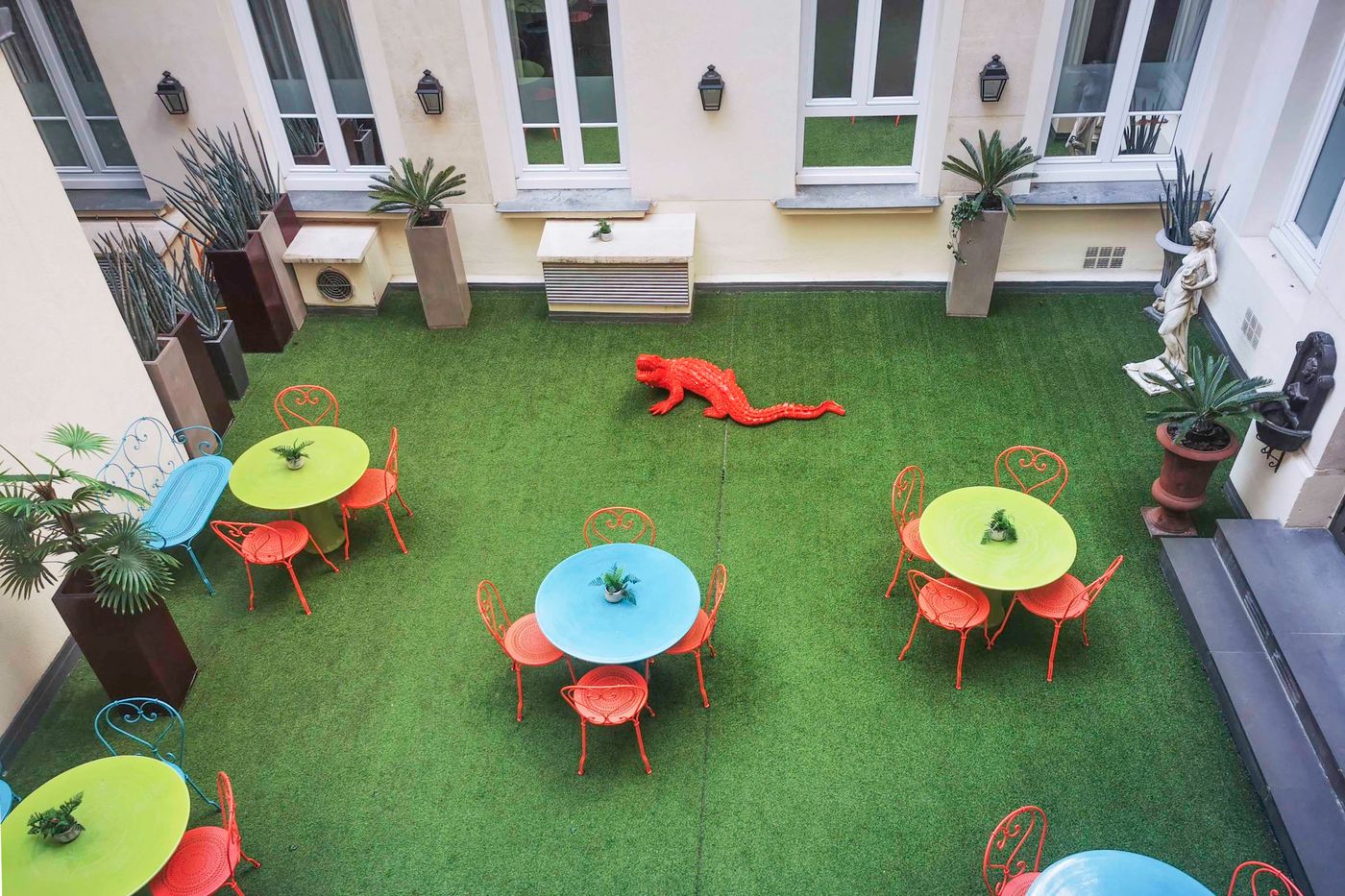 Malte-Astotel-Terrace-44