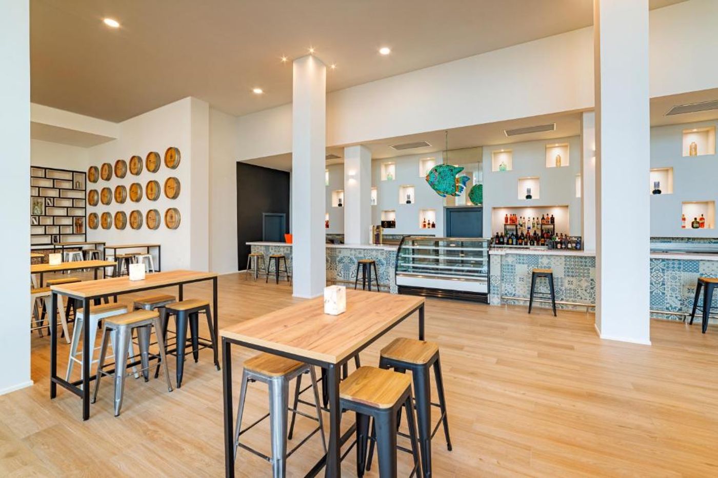 Cabogatamar-Garden-Bar-39