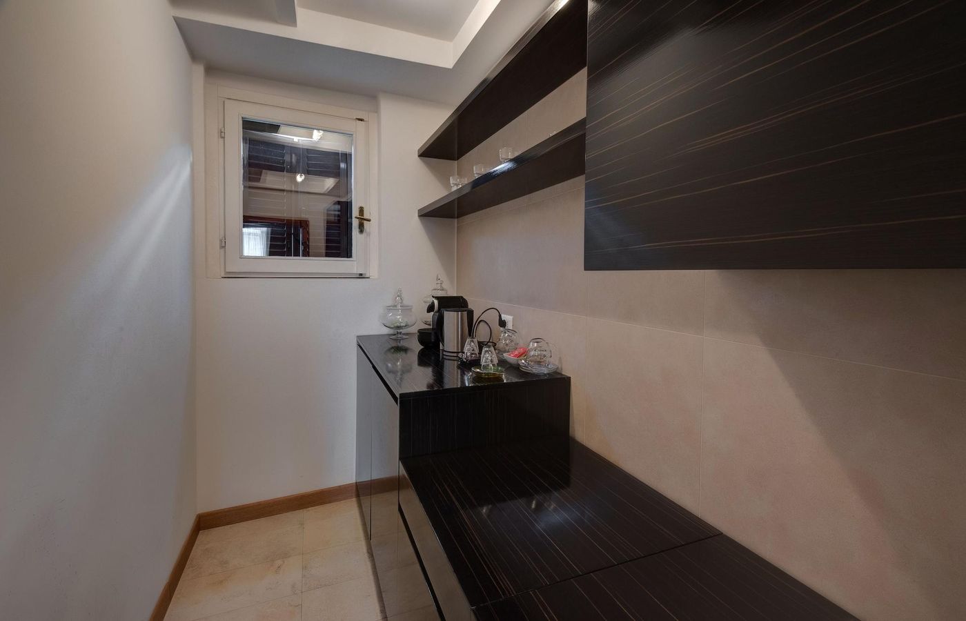 Penthouse-Suite-Rome-Room-6