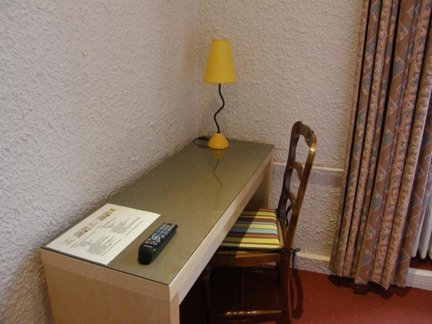 Logis Hotel L'Ange Couronne - France - BELLEVILLE - Room - 2