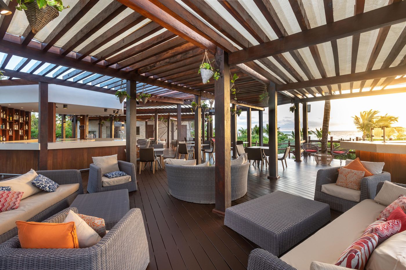 Moon-Palace-The-Grand---Cancun-Bar-22