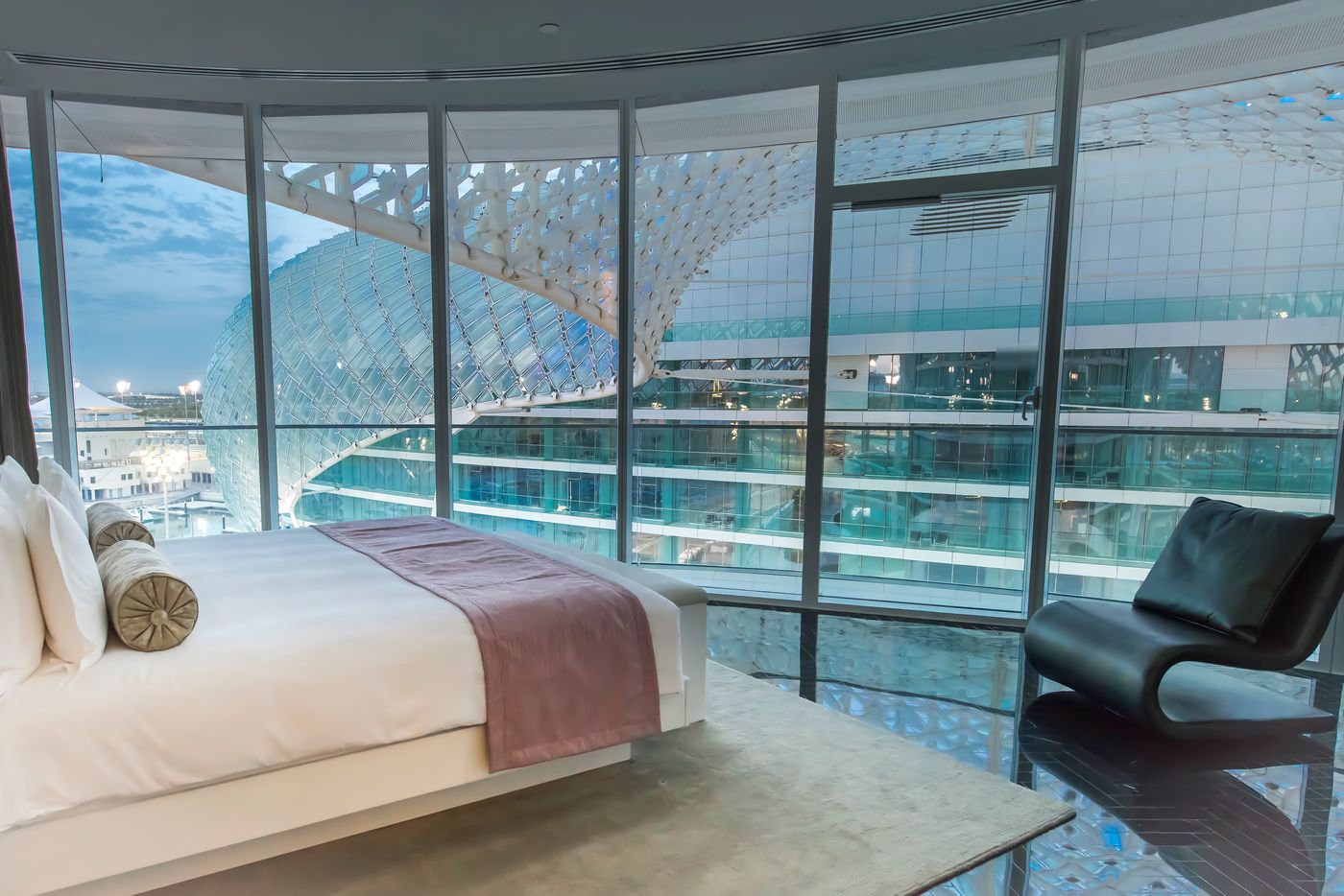W-Abu-Dhabi---Yas-Island-Room-51