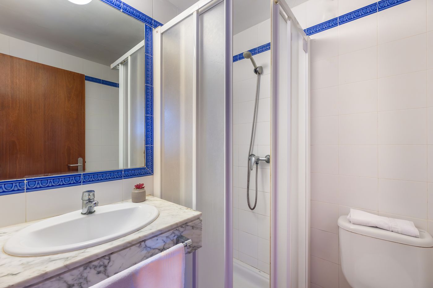 17.11.25 Vacances Menorca Blanc Cottage