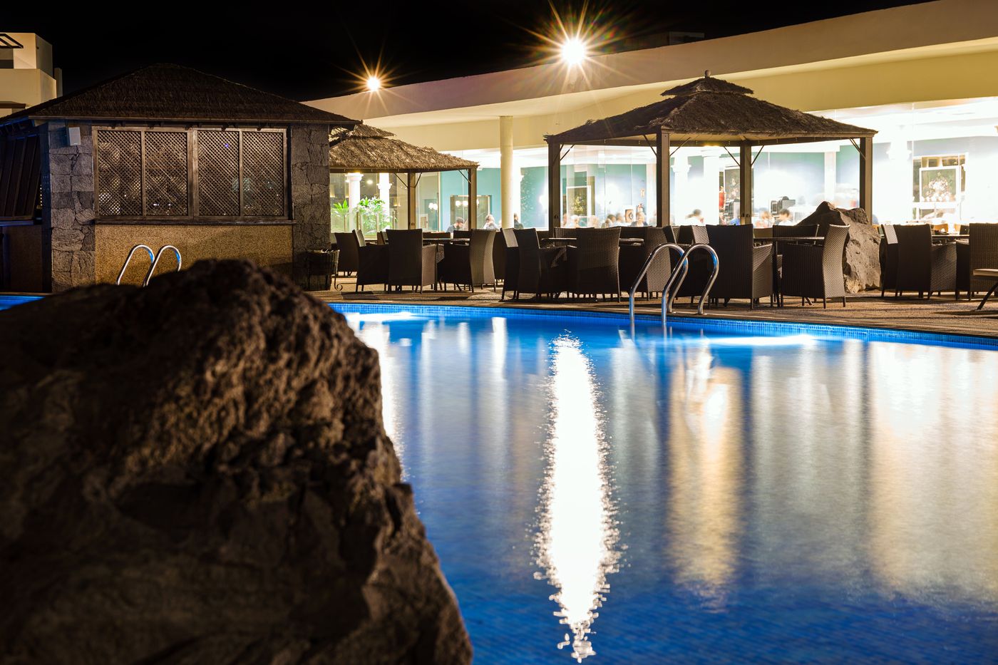 Vitalclass-Lanzarote-SPA---Wellness-Resort-Pool-23