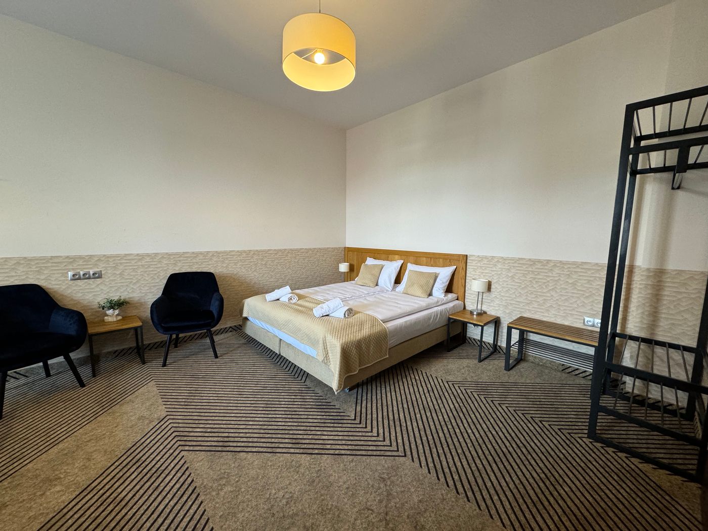 IRIS-Aparthotel-Room-24