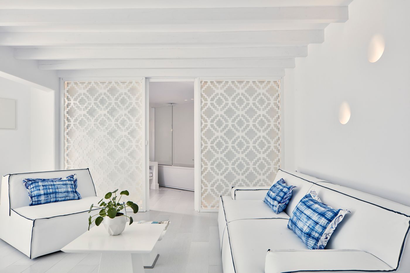 Katikies-Mykonos---The-Leading-Hotels-Of-The-World-Room-38