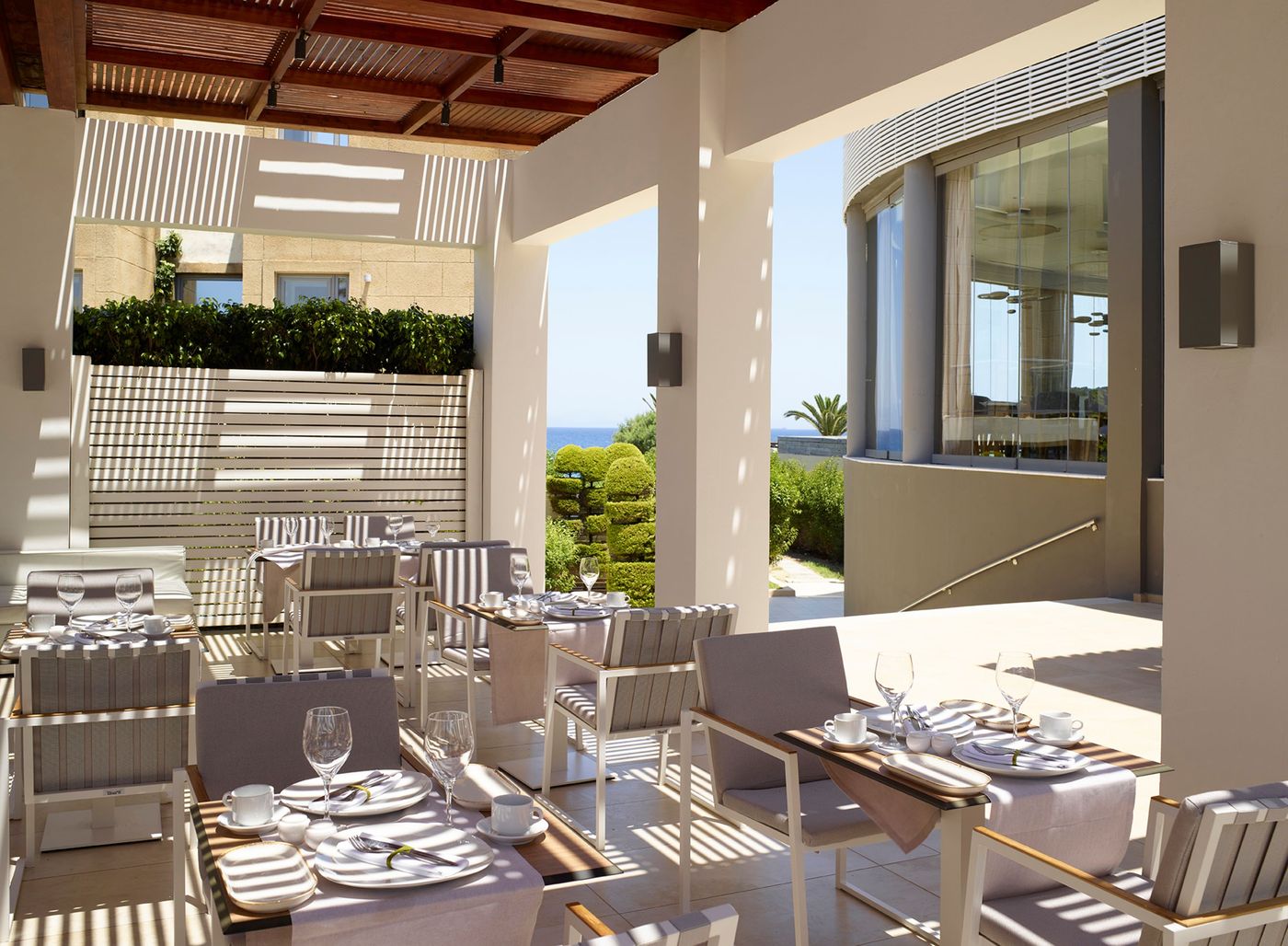 The-Ixian-Grand---All-Suites---Adults-Only--18---Restaurant-23