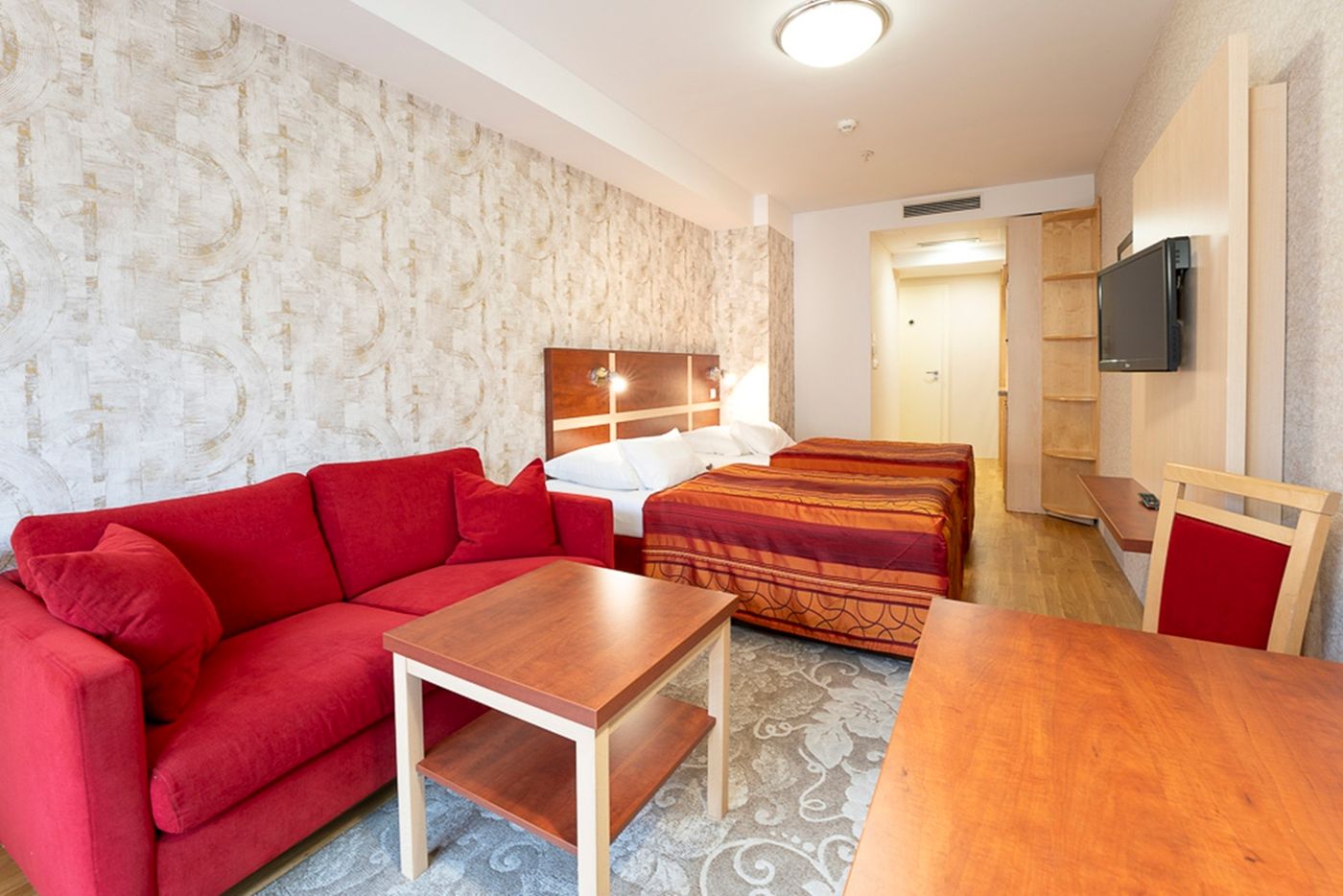 EA-Hotel-Julis-Room-27