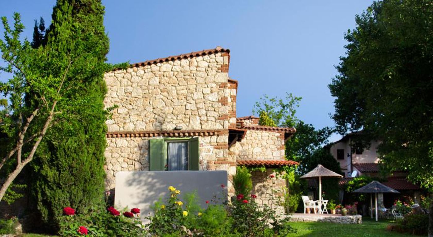 Petrino Suites Hotel