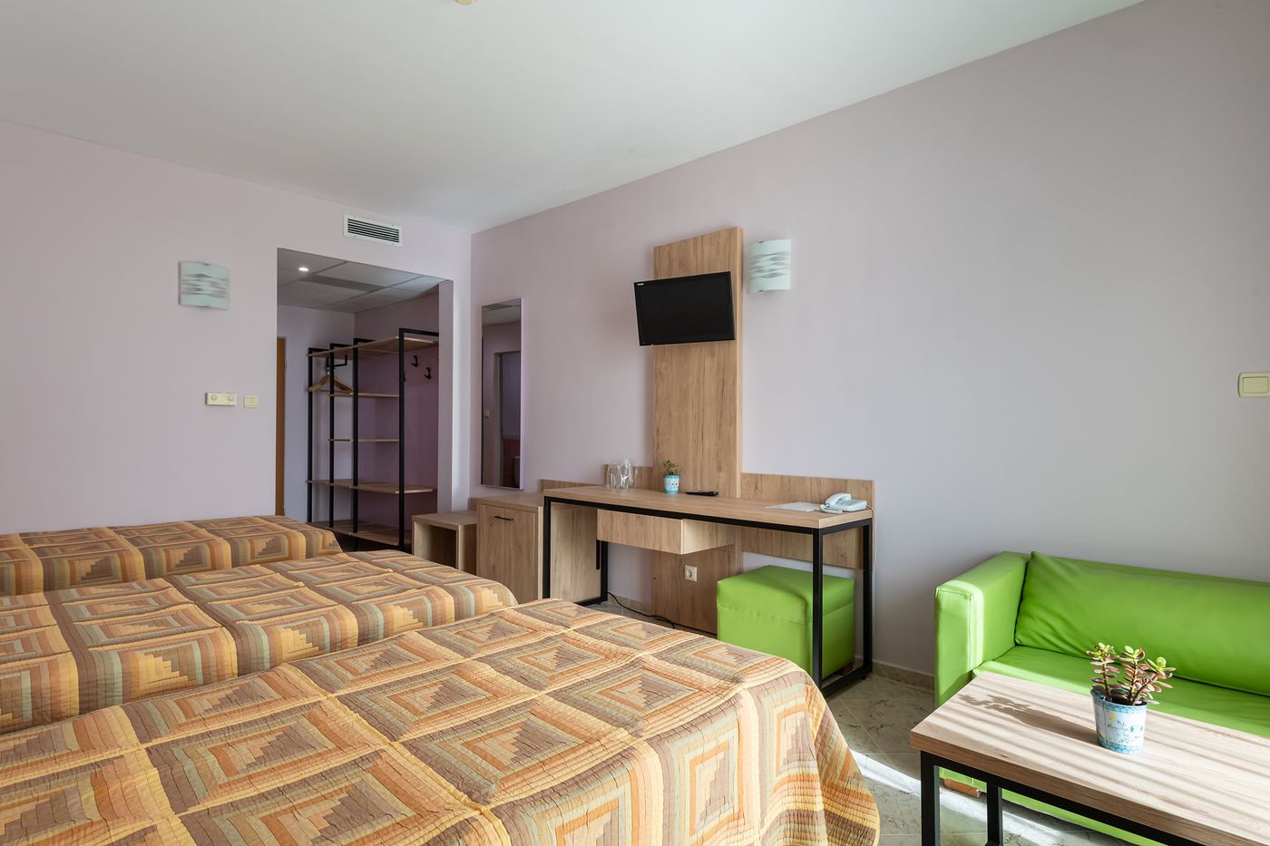 Ivana-Palace-Hotel-Room-21