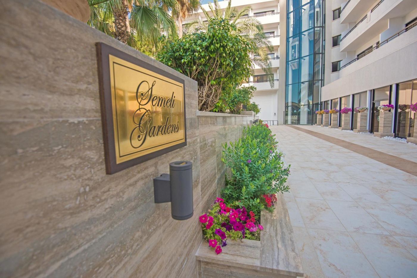 Adams-Beach-Hotel-Terrace-18