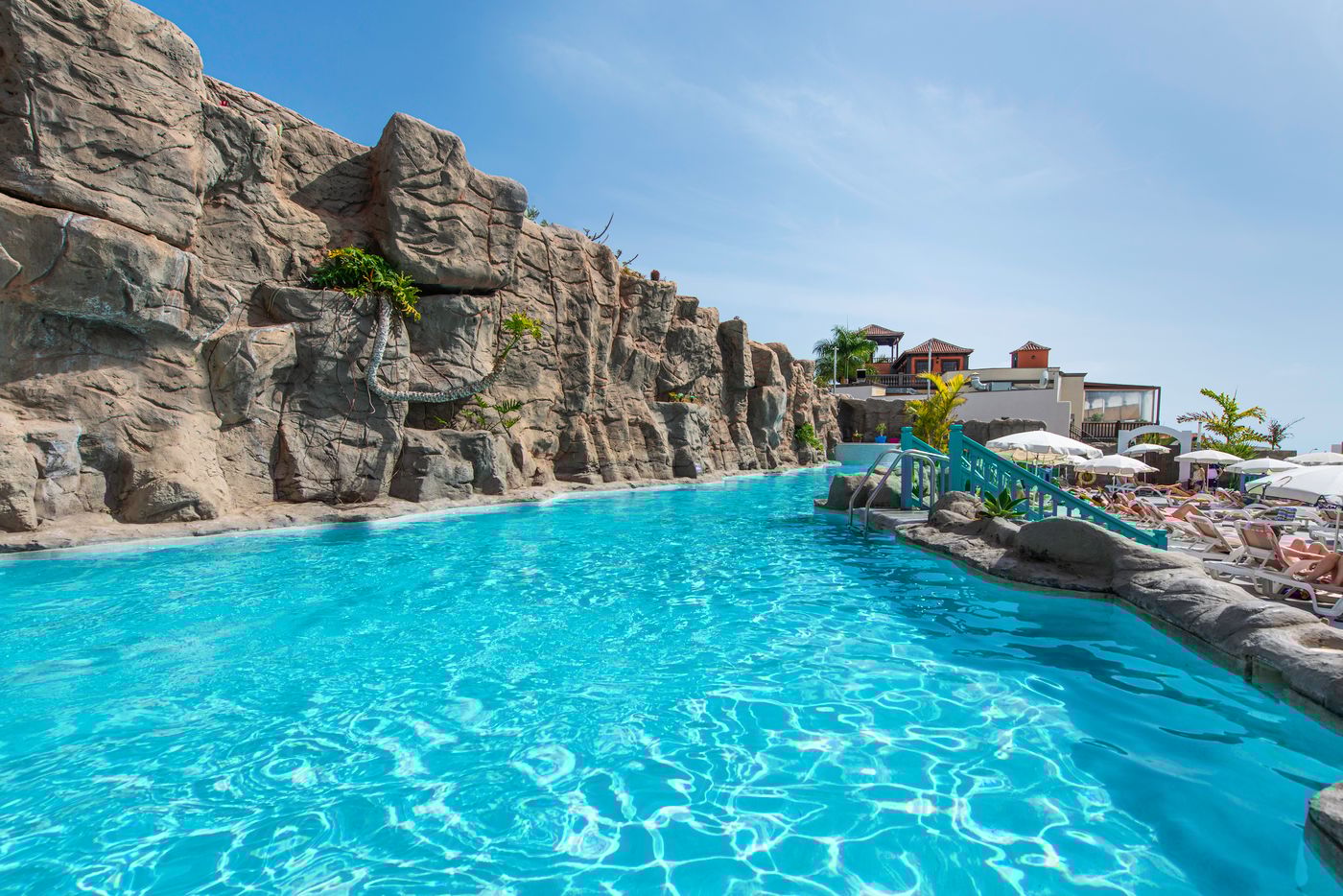 Paradise-Park-Fun-Lifestyle-Hotel-Pool-14