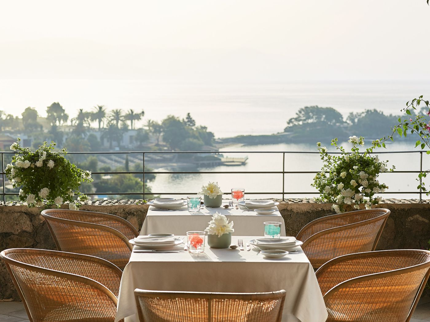 Grecotel-Eva-Palace-at-Kommeno-Peninsula-Restaurant-53