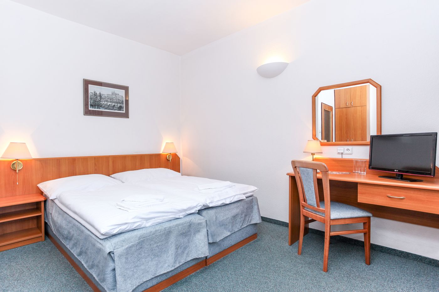 Astra-Czech Republic-PRAGUE-Room-7
