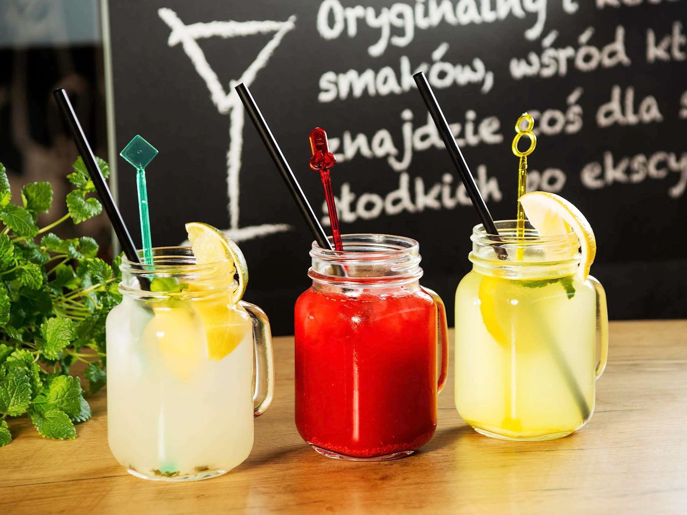 Ibis-Krakow-Stare-Miasto-Bar-35