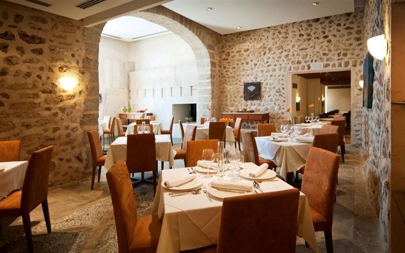 Sa Cabana Hotel & Spa