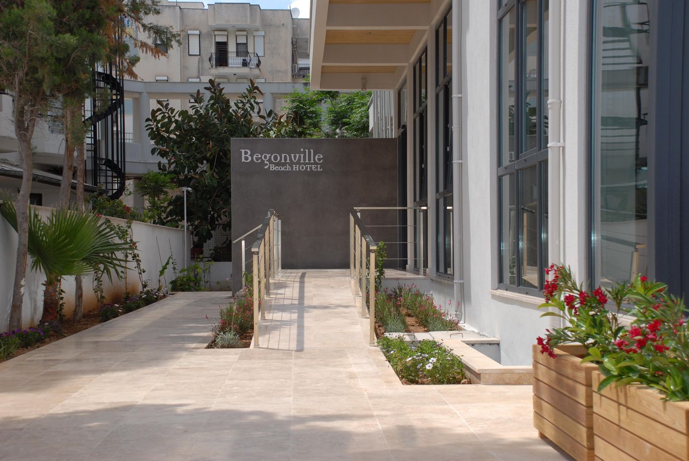 Begonville-Beach-Hotel-Terrace-9