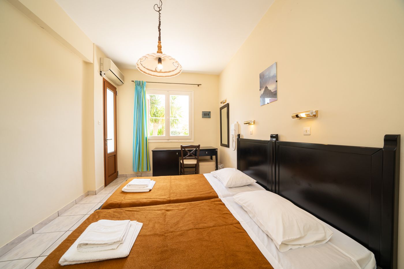 Lorenzo-Hotel---Apartments-Room-14