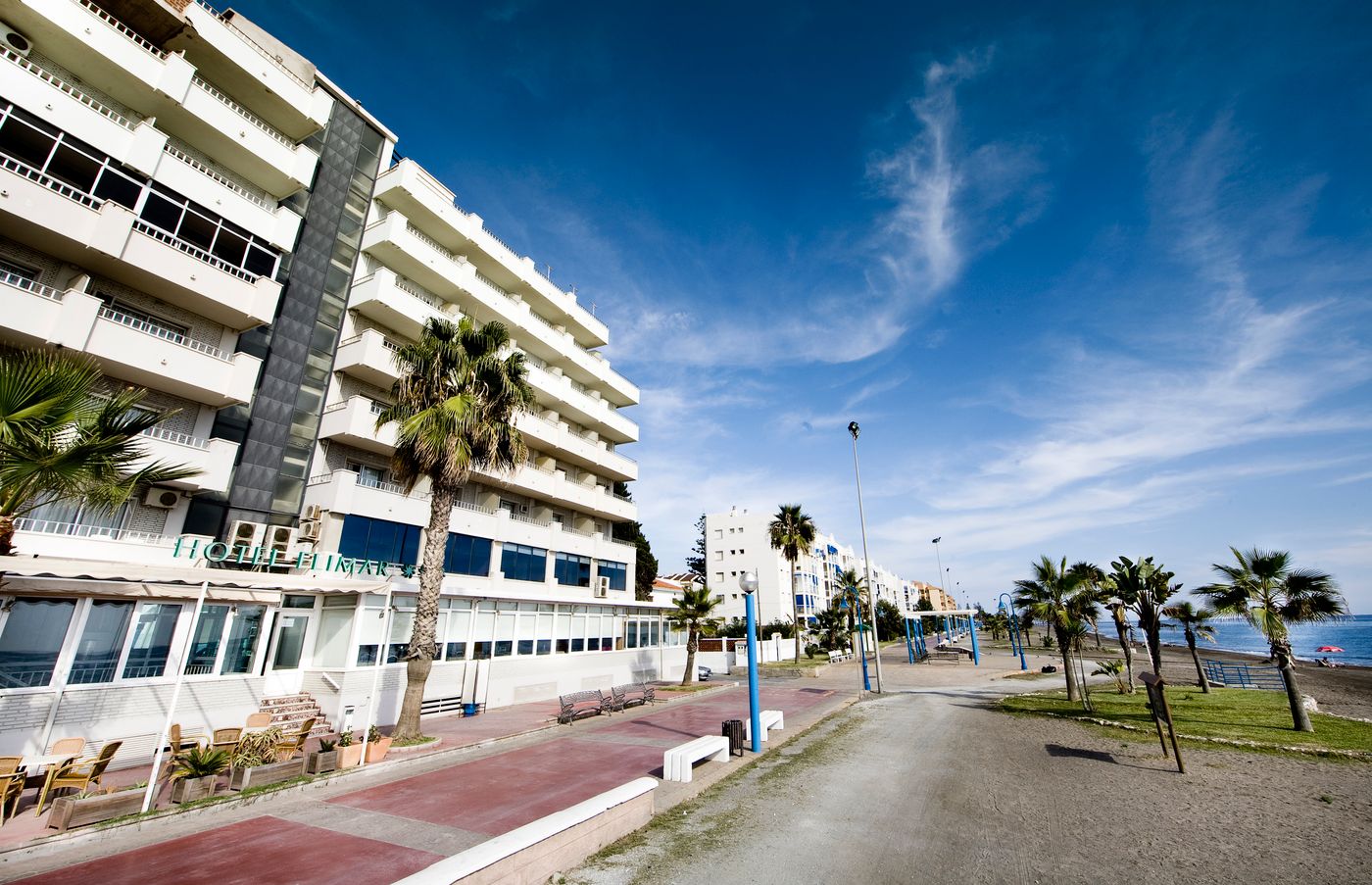 Fay-Victoria-Beach-General-view-51