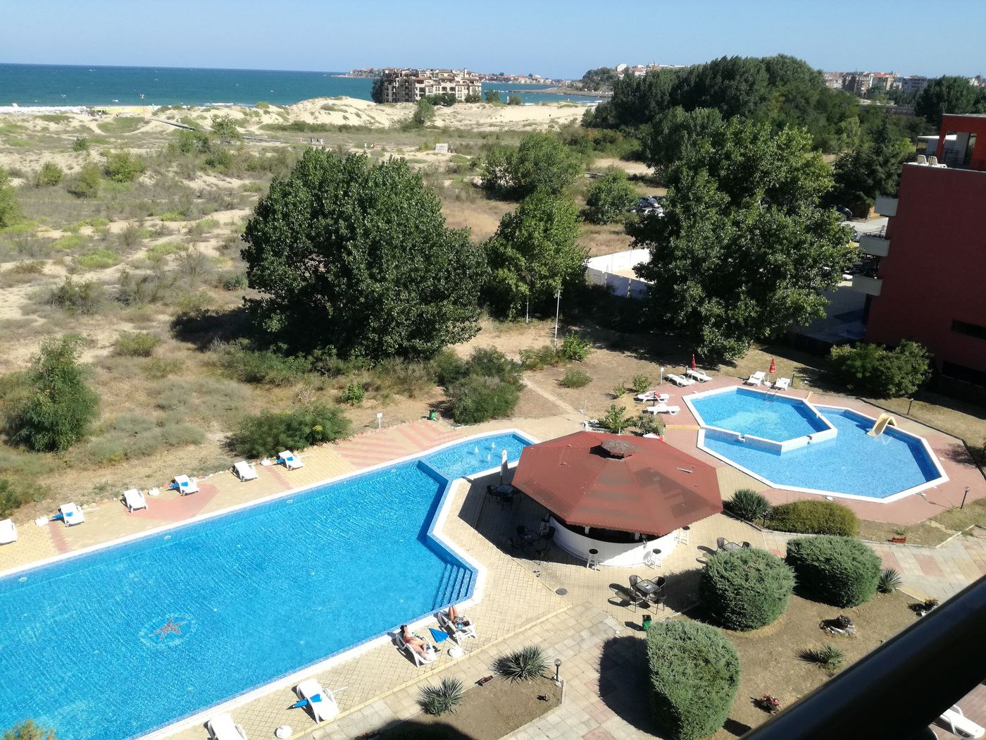 Amfibia-Beach-Complex-Pool-12