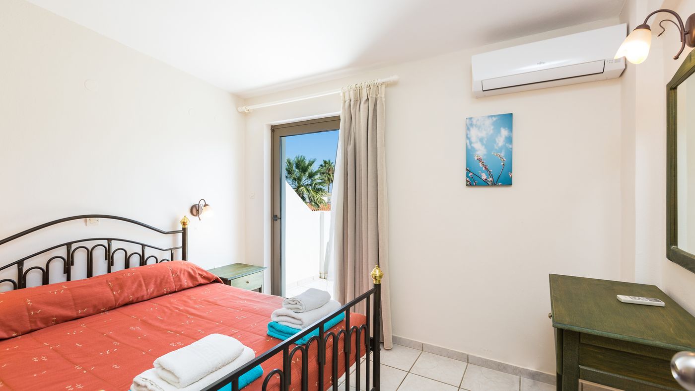 Trefon-Hotel-Apartments-Room-27