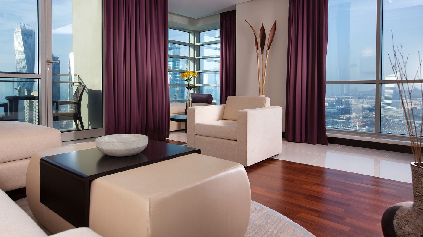 Pullman-Dubai-Jumeirah-Lakes-Towers-Room-18