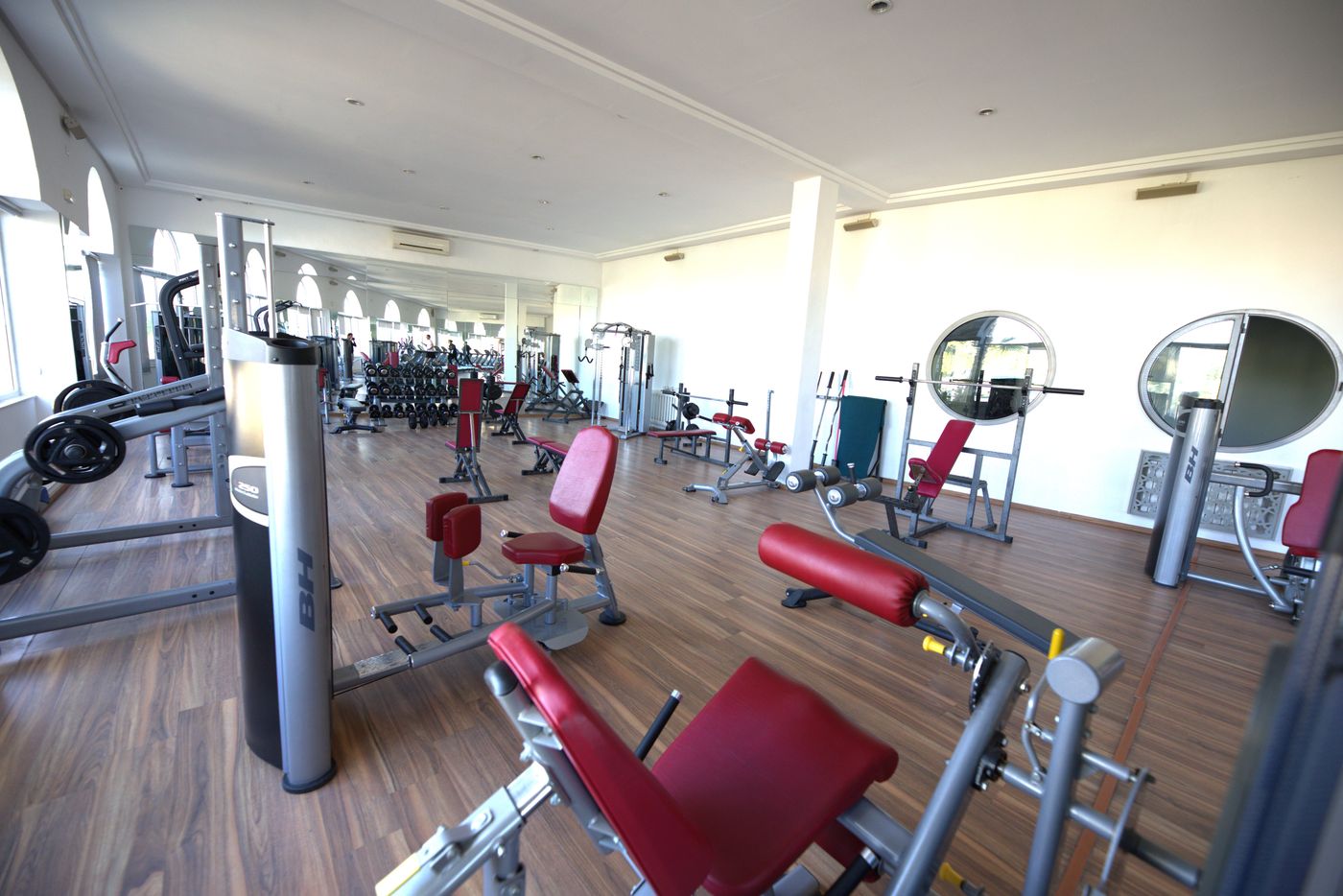 Hotel-Suite-Les-Charmilles-Sports-and-Entertainment-36