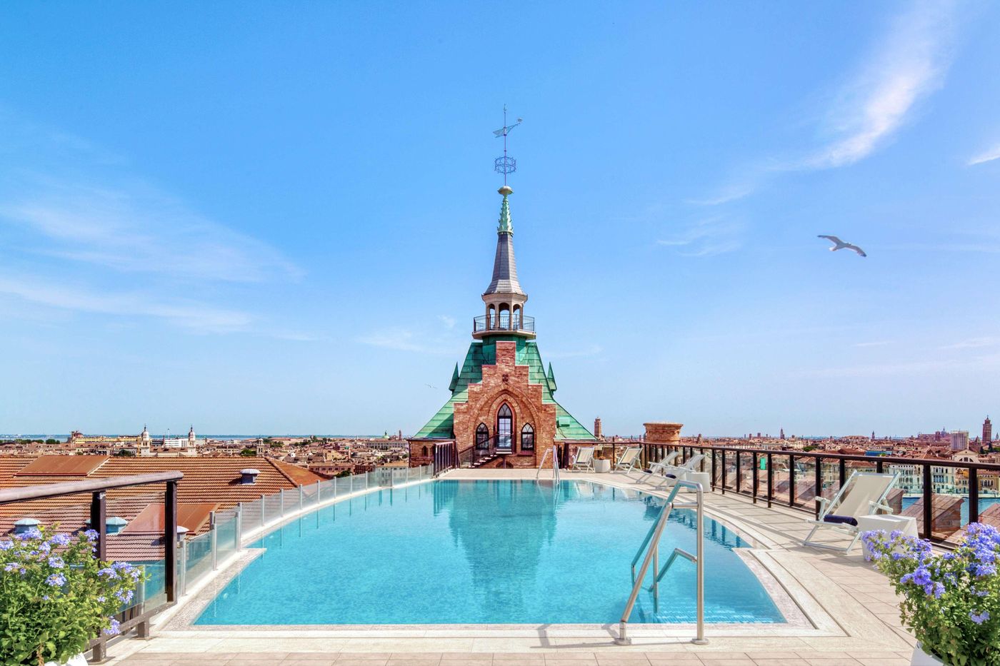 Hilton-Molino-Stucky-Venice-Pool-107