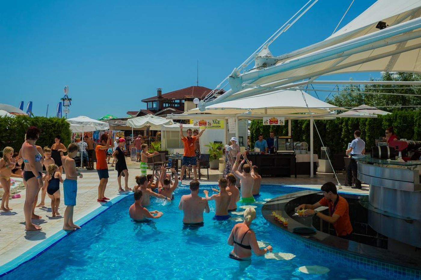 Grand-Victoria-Pool-5