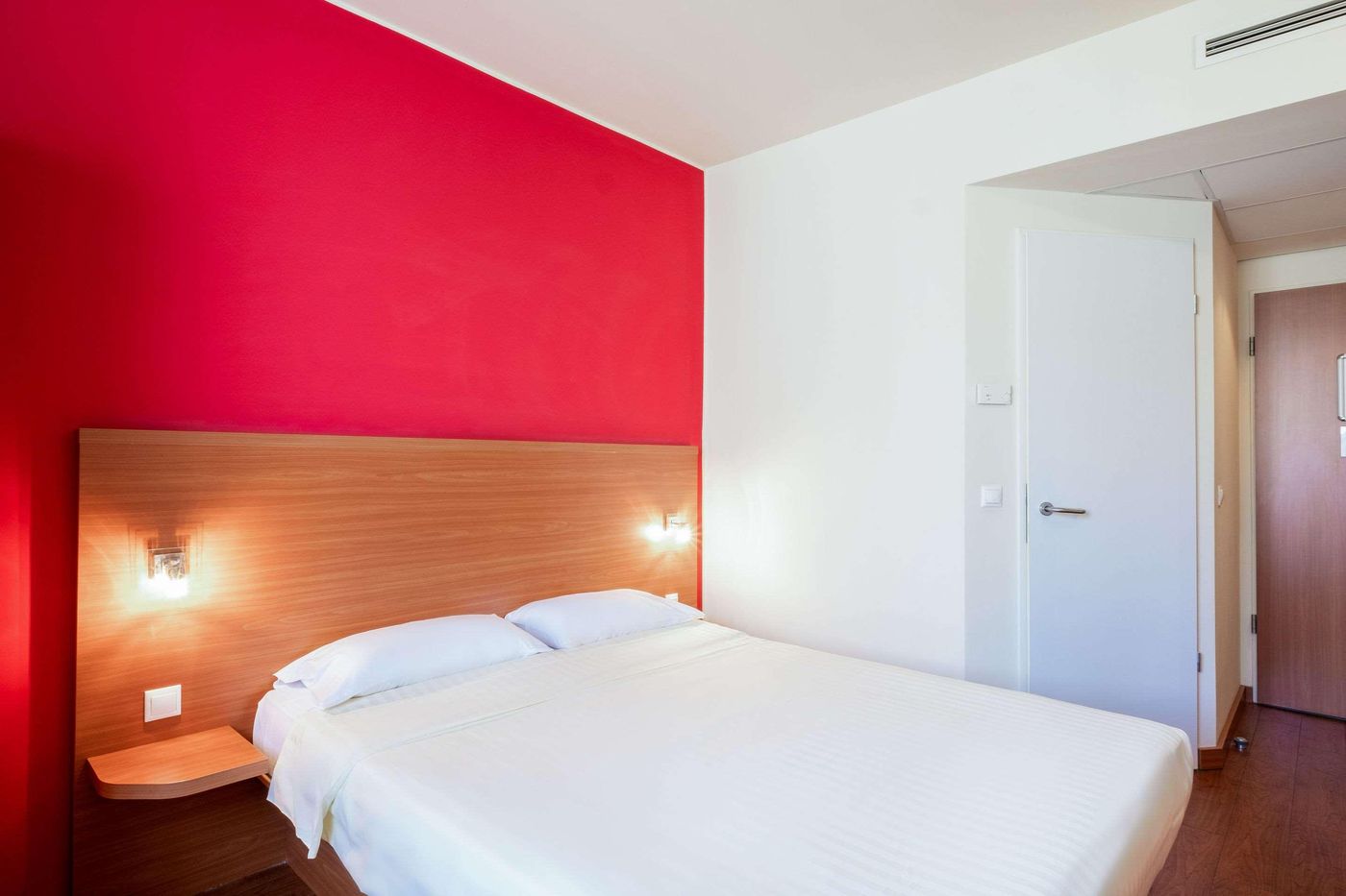 City-Hotel-Budapest-Room-17