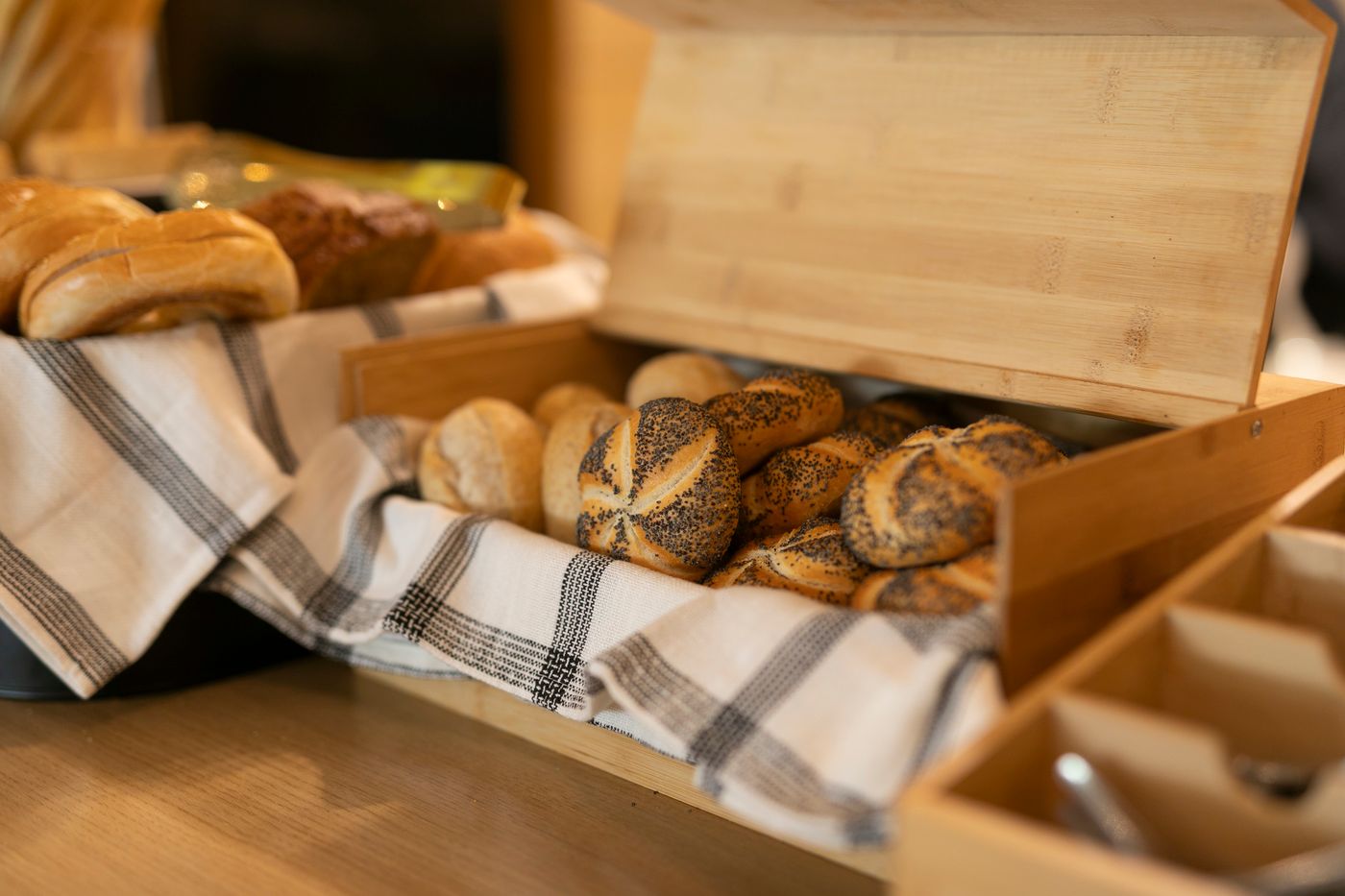 Liv-Inn-Aparthotel-Restaurant-60