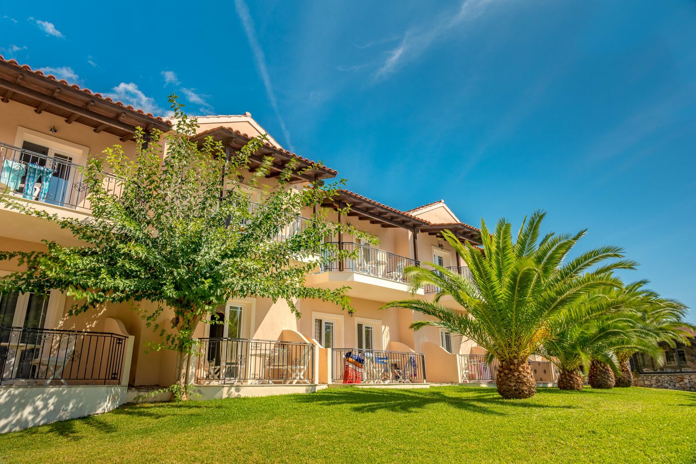 Sotiris Studios and Apartments