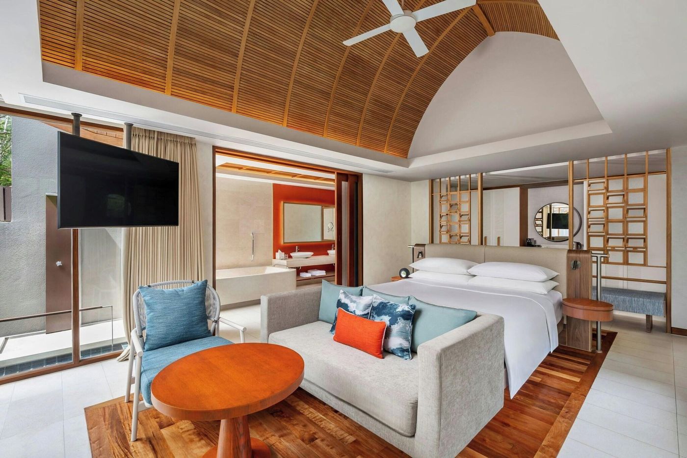 Renaissance-Phuket-Resort---Spa-Room-34